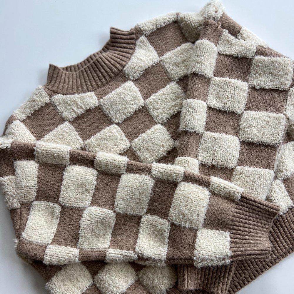 Endless Blu Mauve + Cream Checkered Sweater \ Oversized Semi-Cropped Fit